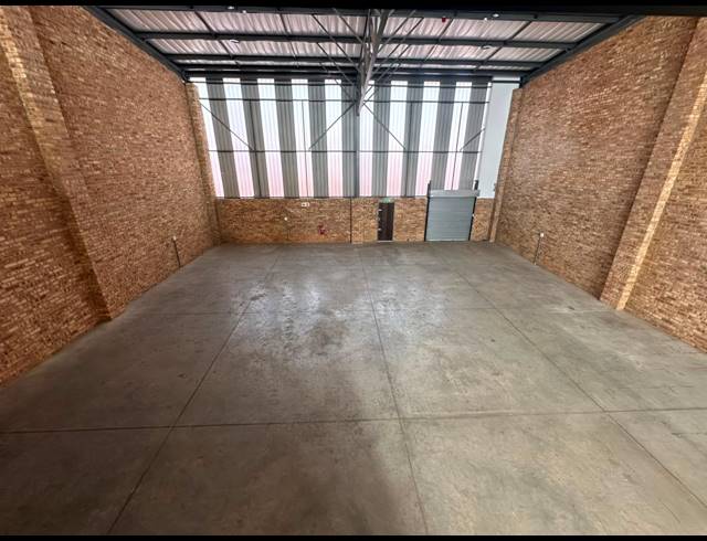 414M² WAREHOUSE TO LET IN KYA SANDS